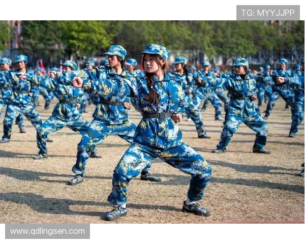 广州极限运动队防反战术解析与实战应用探讨