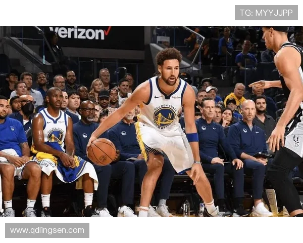 2018季前赛湖人与马刺的精彩对决回顾与分析