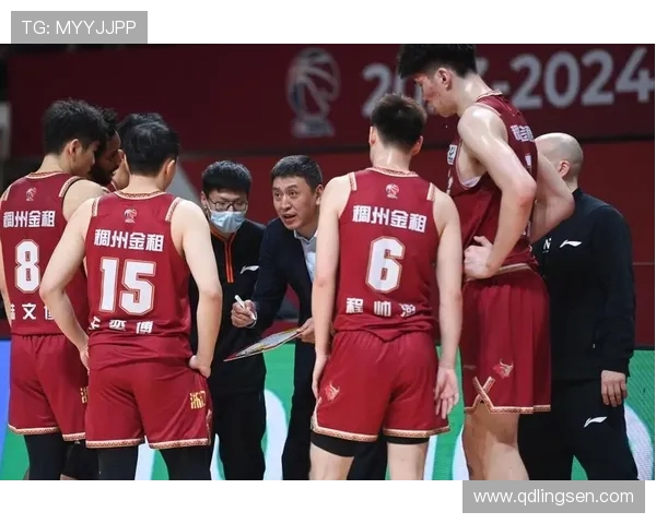 CBA浙江队与深圳队激战正酣赛果揭晓精彩瞬间回顾