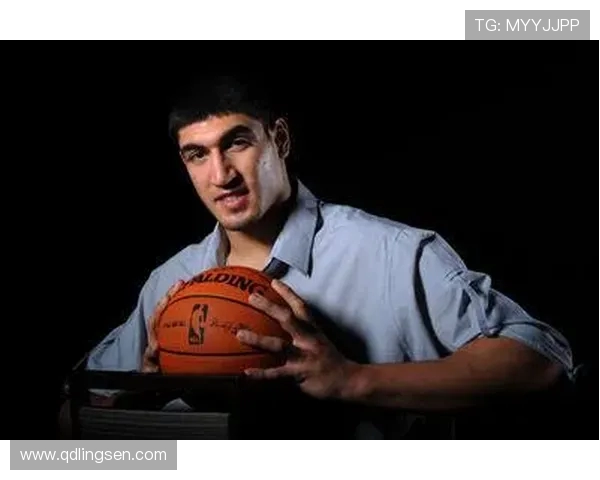 坎特的篮球传奇之路：从天赋少年到NBA巨星的奋斗历程